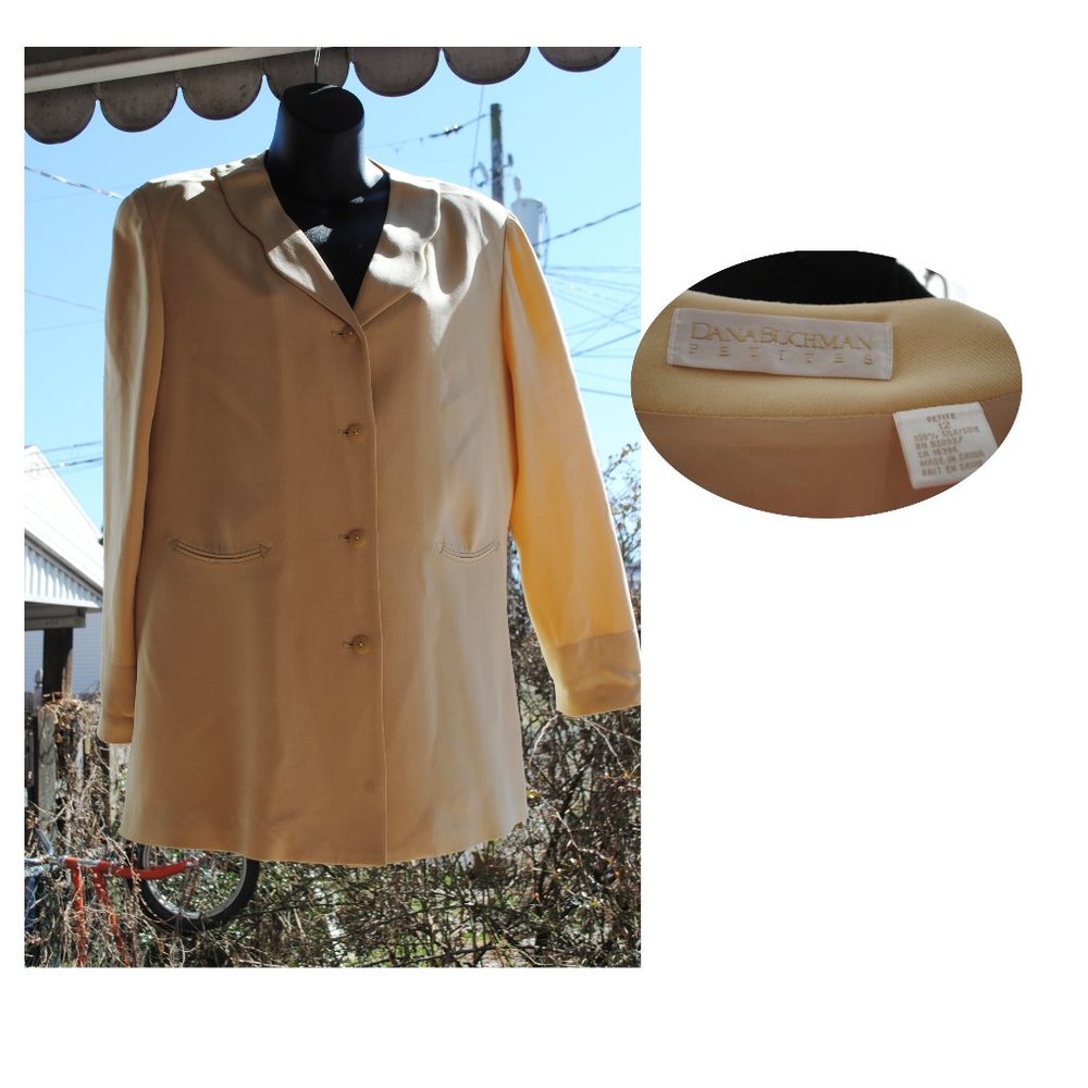 DANA BUCHMAN PETITES Silk Button Blazer Size 12